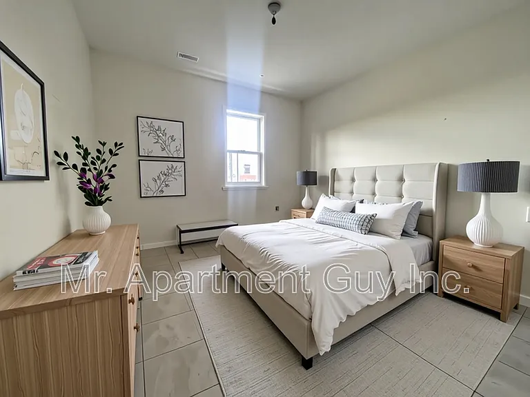 37 Wellington St S #3D — Photo 5