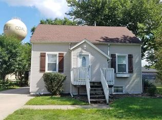 1813 W 2nd St, Coal Valley, IL