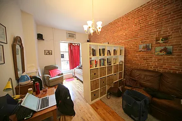 Rented by Metropolitan Realty