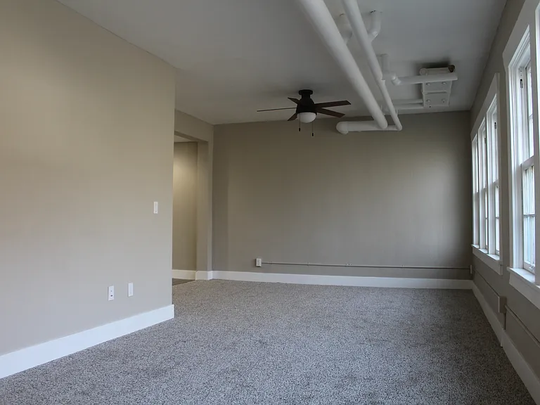 The White Apartments - Portland Oregon