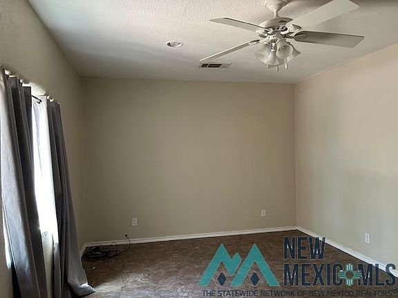 4th image of 702 N Guadalupe St