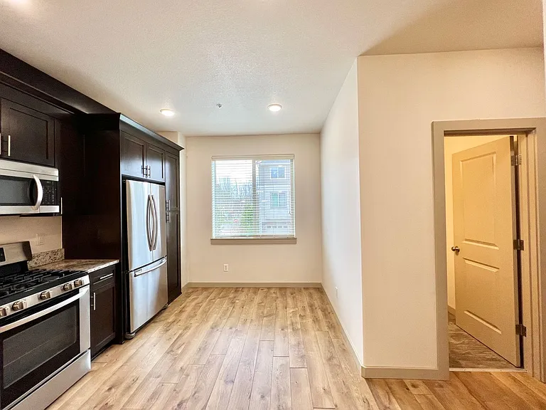 Edy Road Townhomes — Photo 11