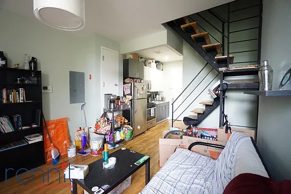 Rented by Rennit Inc. | media 17