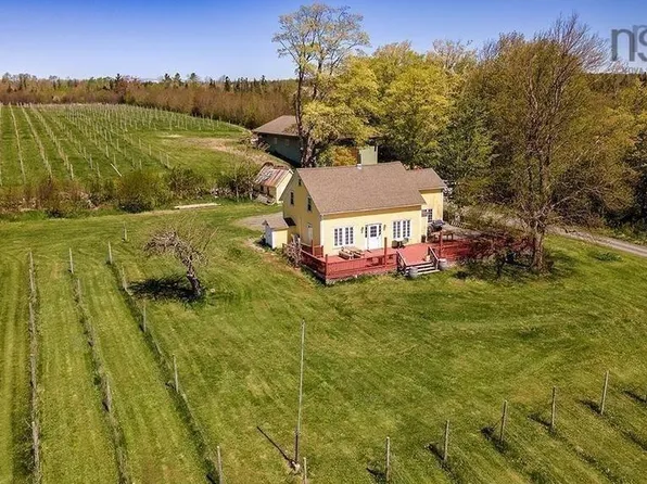 2635 Clementsvale Rd, Bear River East, NS B0S 1B0