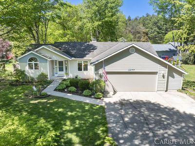 3277 Hollywood Dr, Holland, MI, 49424