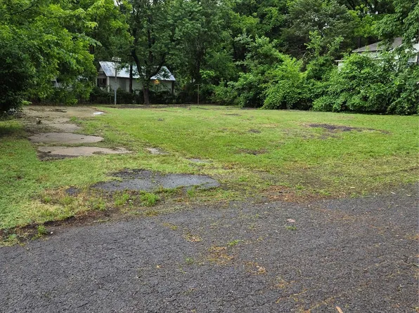 517 W Rankin Ave, Checotah, OK 74426