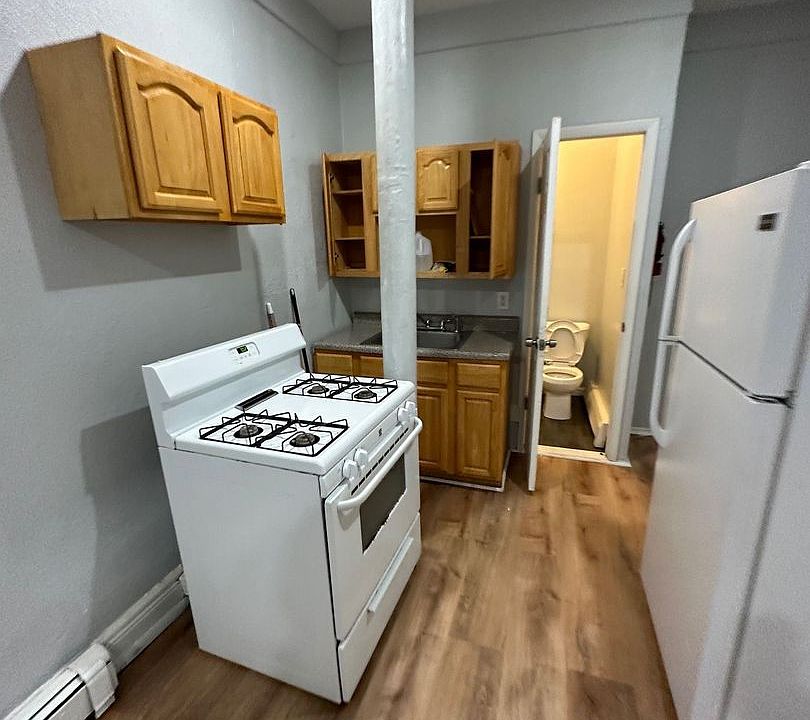 1st image of 1409 New York Ave APT 1F