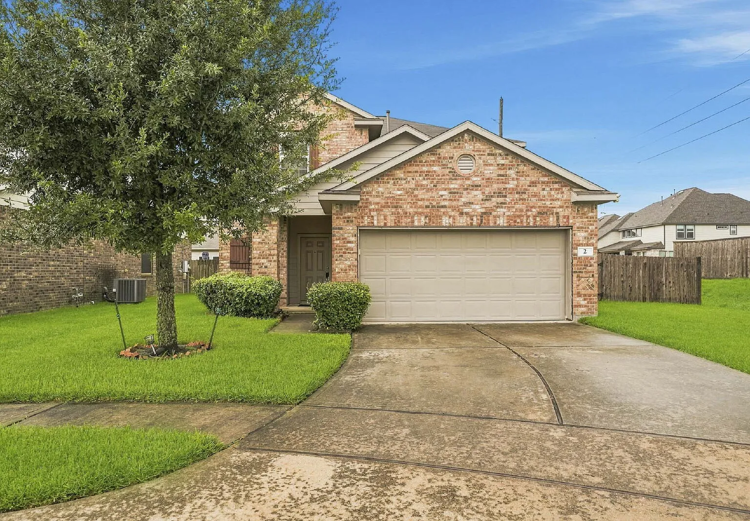 4 bed, 2.5 bath, 2251 sqft, $2,375 — Photo 1