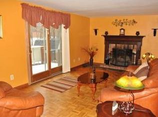 119 Briarwood Ln, Cranberry Twp, PA 16066