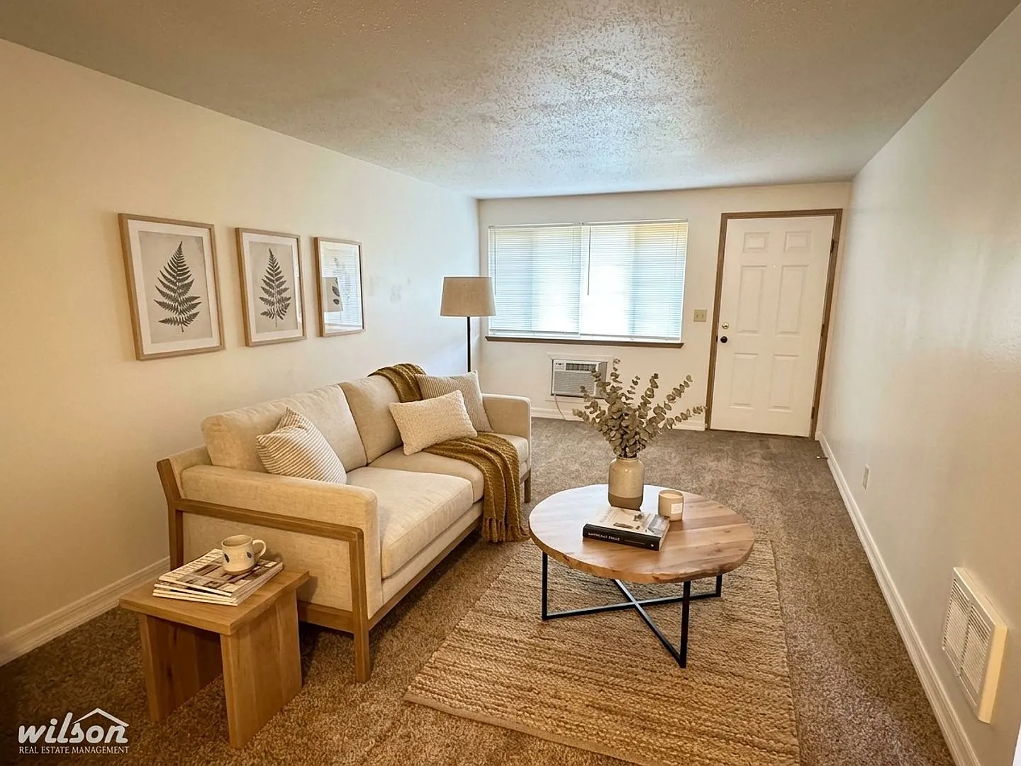 1009 S. 41st Ave — Photo 2