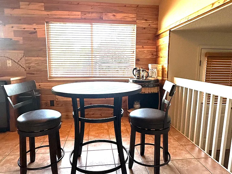 5738 Vermillion Bluffs Dr — Photo 11