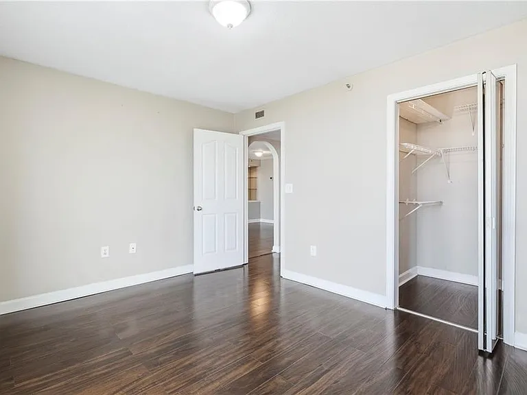 2870 Pharr Court South NW #NW-2001-2001 — Photo 11