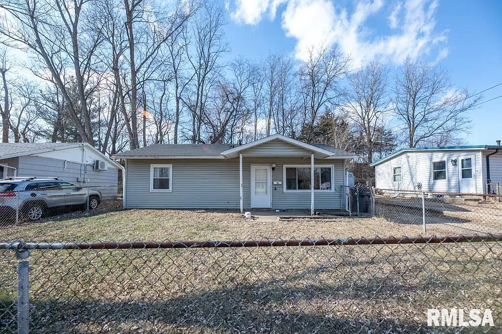 1323 Fenley St photo 1