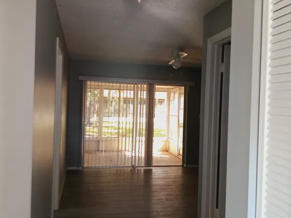 1334 London Ave #1334, Spring Hill, FL 34606
