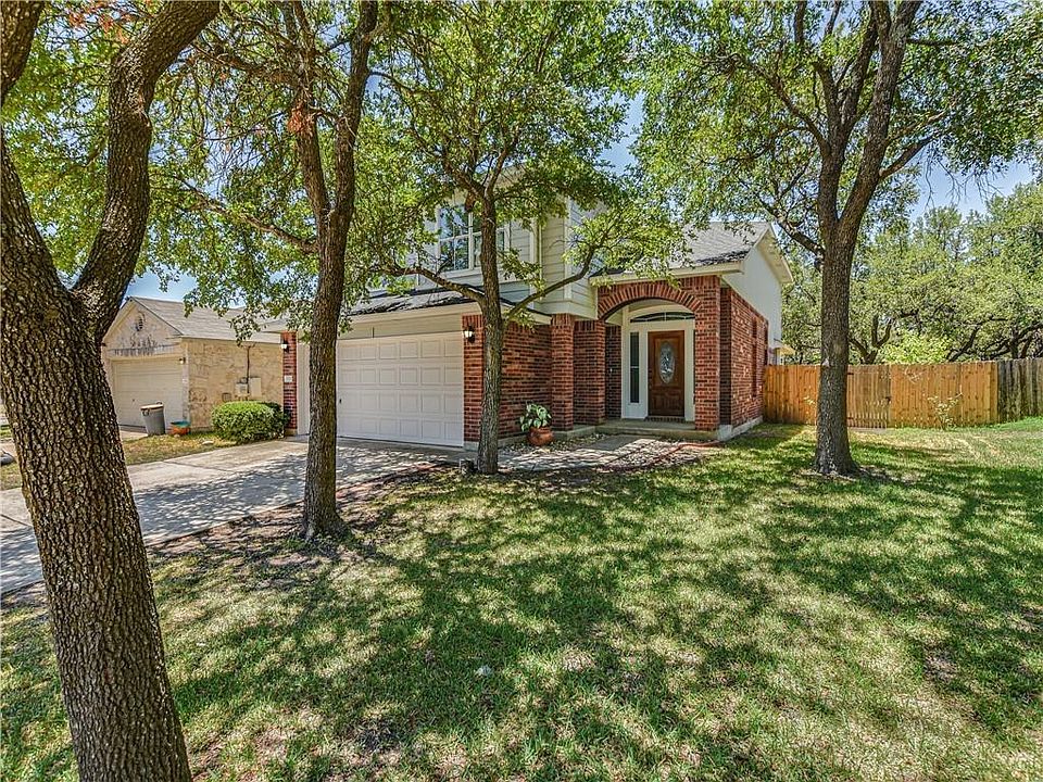 1st image of 3702 Castle Rock Dr