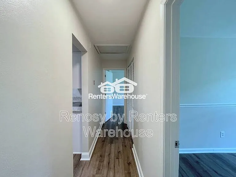 2549 Hunters Run Trl — Photo 16