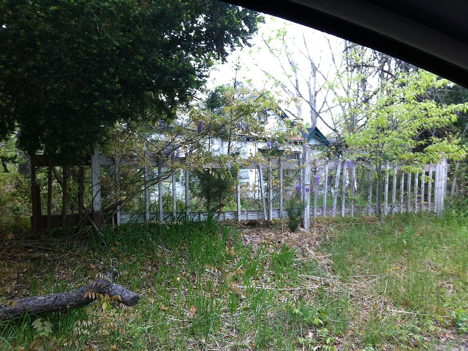 2nd image of 5020 Reading Ave