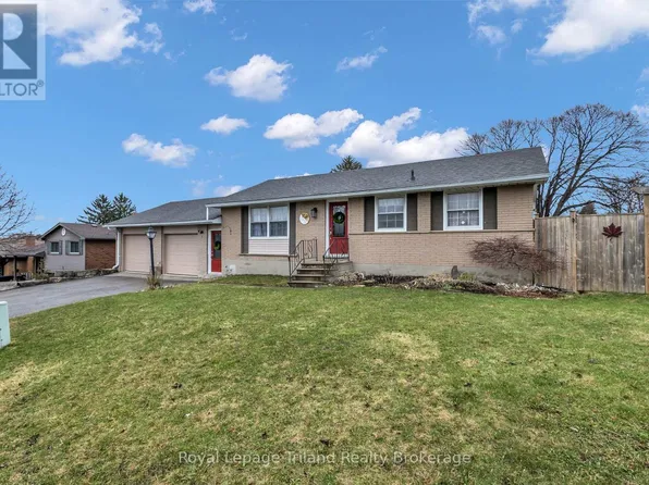 107 Elmwood Cres, Woodstock, ON N4S 2K4