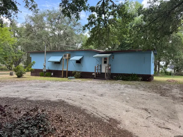 32551 Leonard Rd, San Antonio, FL 33576