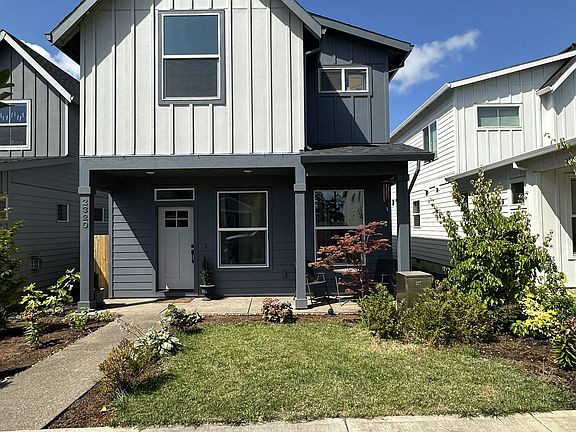 2nd image of 2320 Audubon Ave