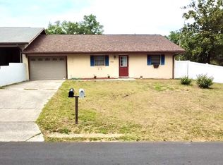 700 W Dampier St, Inverness, FL 34450