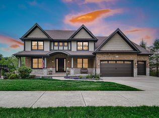 8956 Calumet Ave, Saint John, IN 46373