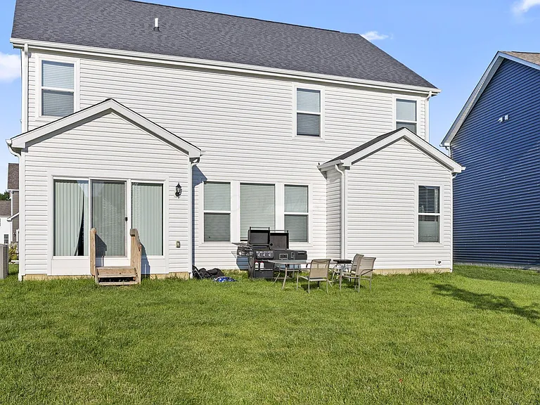 121 Sienna Glenn Dr — Photo 38