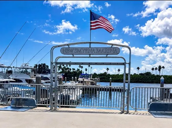 100 Boatyard St #D-10, New Smyrna Beach, FL 32169
