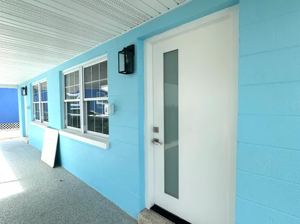 14147 Palm St #2, Saint Petersburg, FL 33708