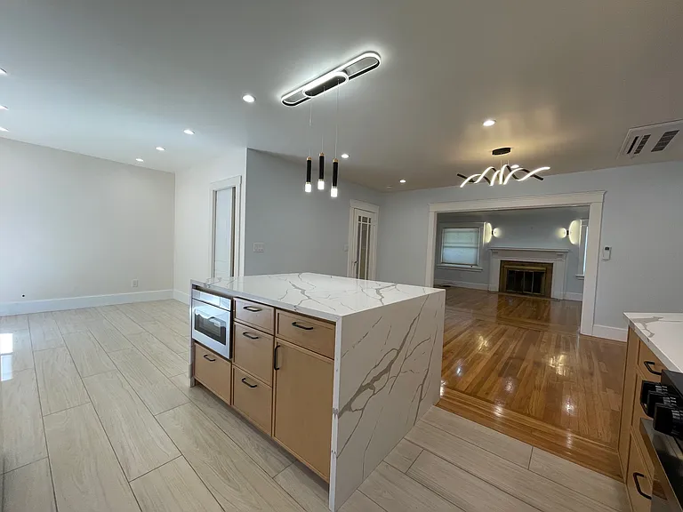 1517 Balboa Ave — Photo 8