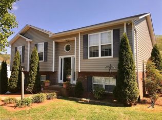 1019 Moser Farm Rd, King, NC 27021