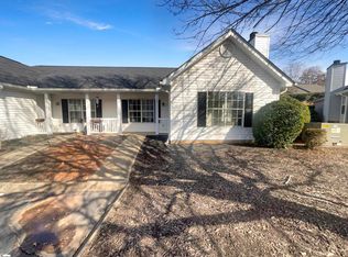 39 Hayfield Ln, Greer, SC 29650