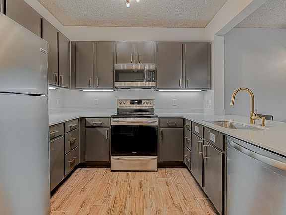 5th image of 2200 Classen Blvd #6