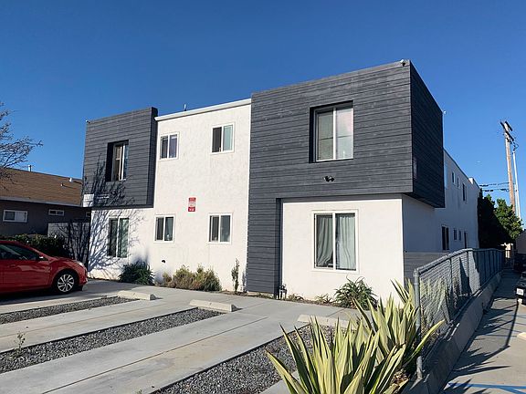 2nd image of 4127 35th St #3