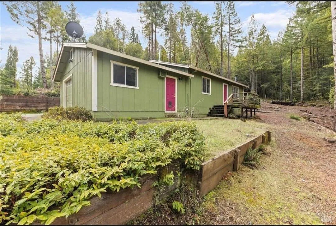 2 bed, 1000 sqft, $1,800 — Photo 1