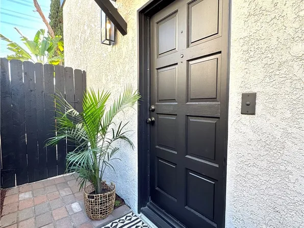 2618 Carnegie Ln #B, Redondo Beach, CA 90278