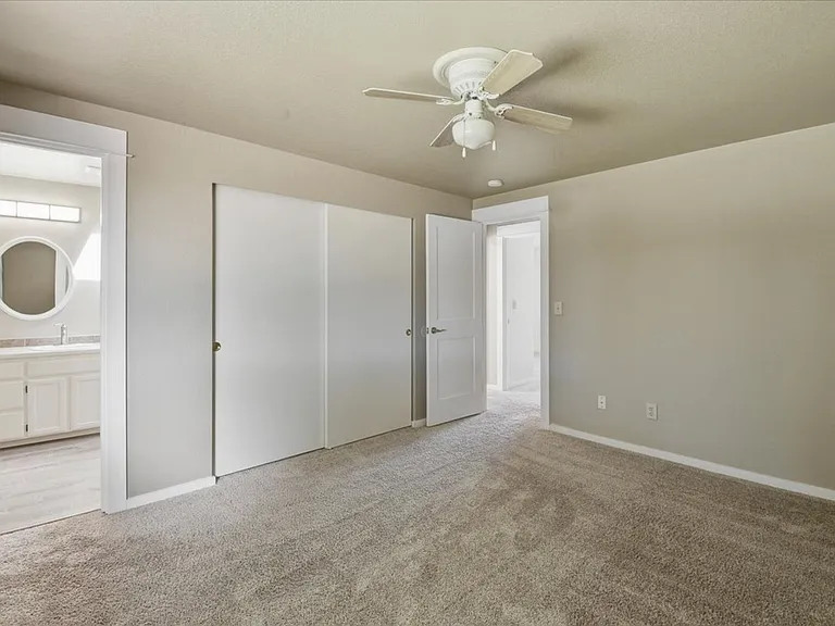 101 Paradise Pkwy — Photo 12