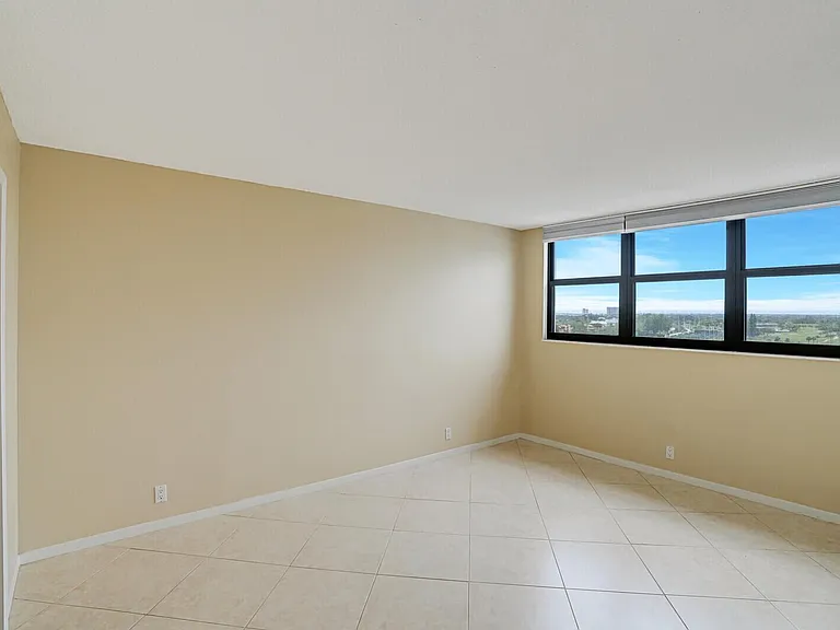 336 Golfview Rd #1115 — Photo 22