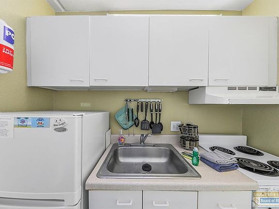 5th image of 6403 Padre Blvd #73