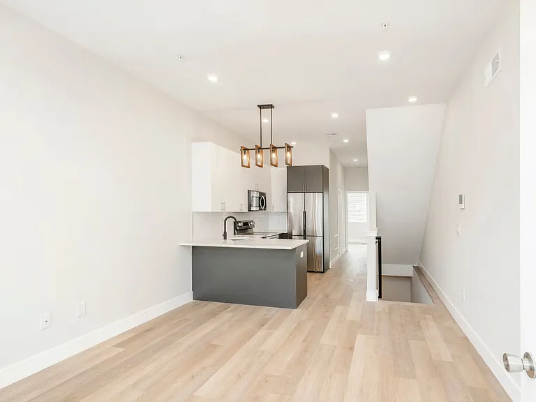 429 W York St #1 — Photo 7