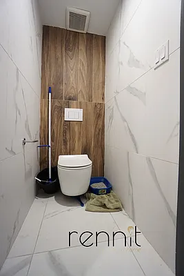 Rented by Rennit Inc. | media 25