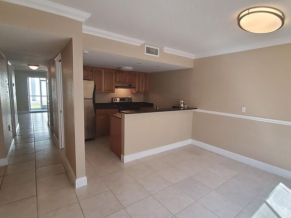4th image of 2145 56th Ave S APT 802