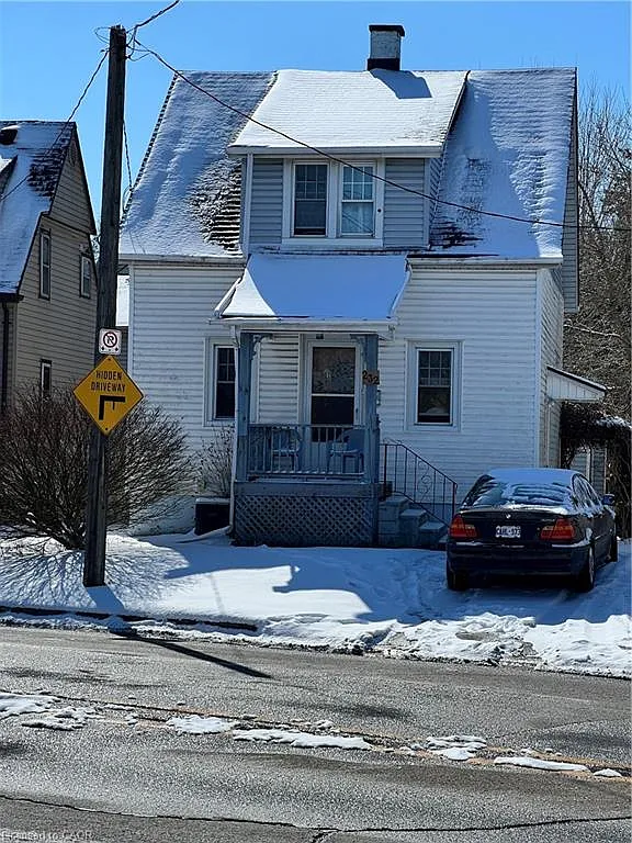 232 Cedar St photo 1