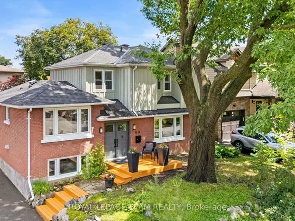 631 Courtenay Ave, Ottawa, ON K2A 3B6