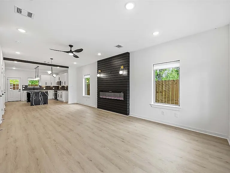 4916 Tronewood St #B — Photo 2