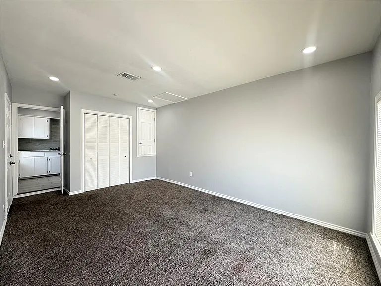 1722 Trenton Dr — Photo 10