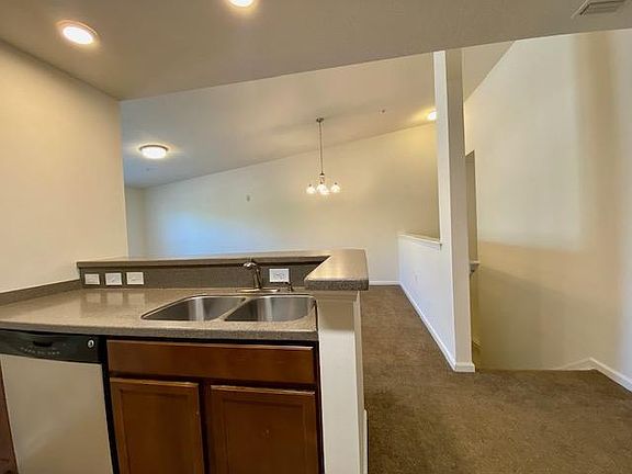 5th image of 8196 Cabin Lake Cir #2107
