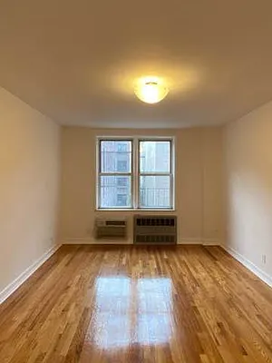 Rented by Best Service Realty Corp | media 5