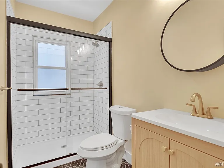 2206 Main St #1 — Photo 22