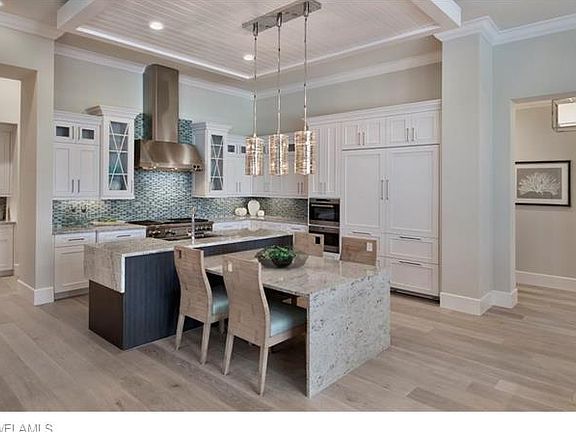 5th image of 26181 Woodlyn Dr